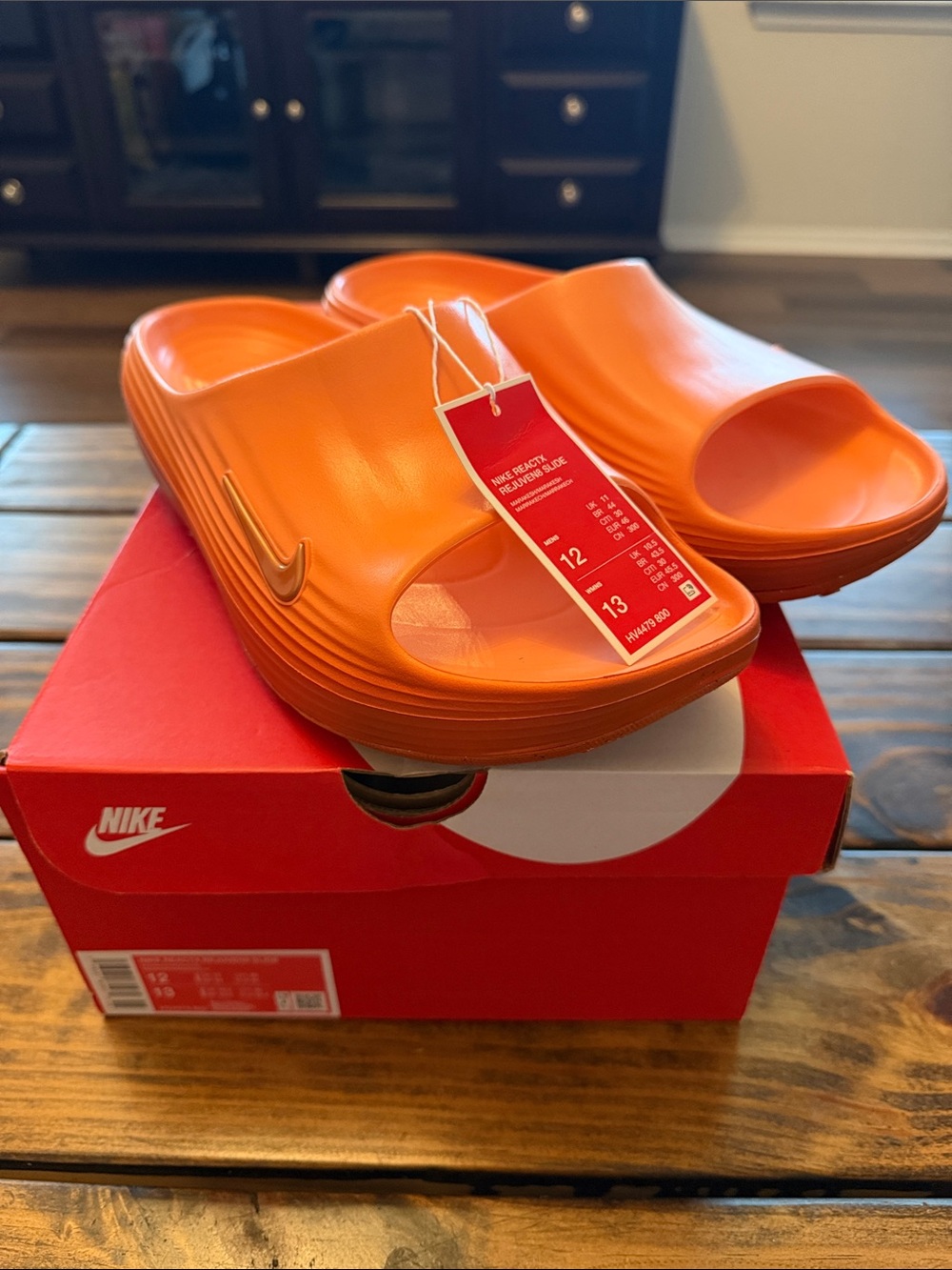 Nike ReactX Rejuven8 Slide. Sz. 12